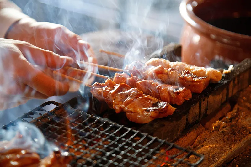 阿波尾鶏を使ったこだわりの串を提供